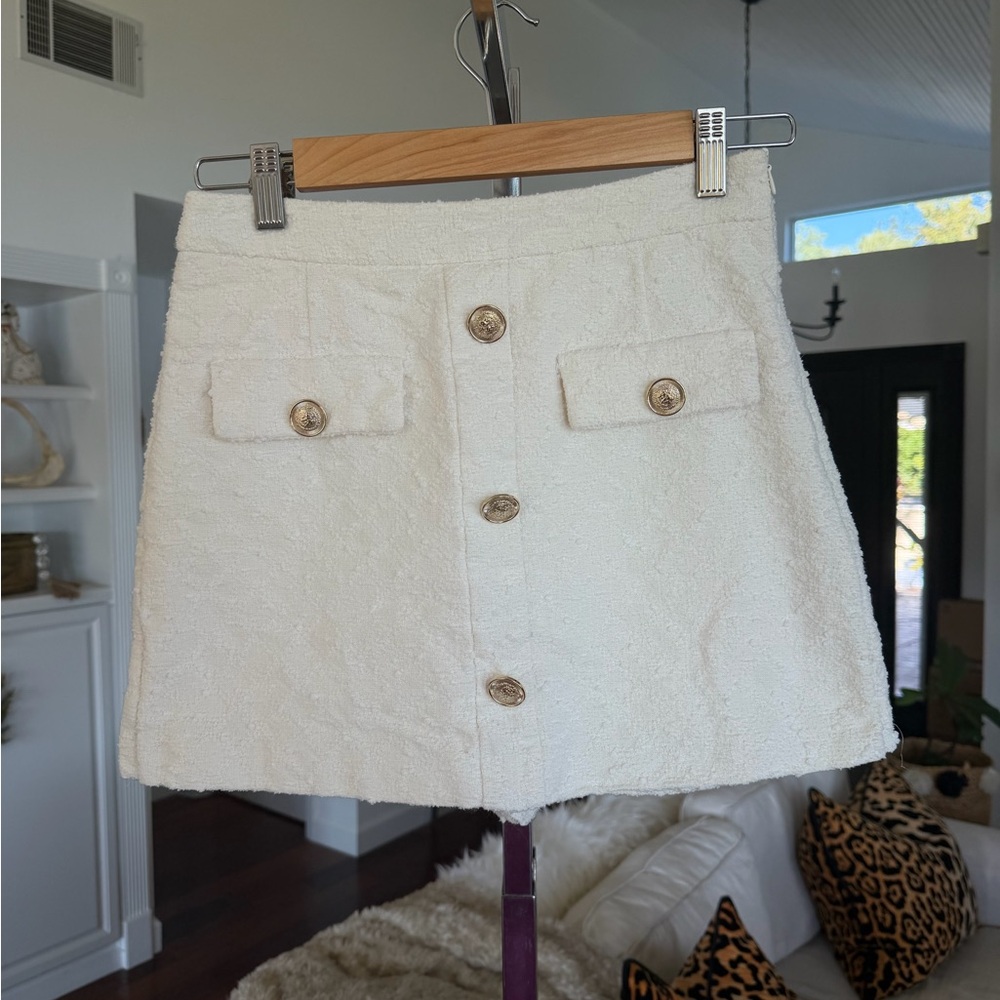 Zara Cream Button-Front Mini Skirt